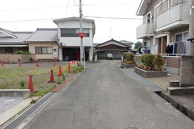前面道路含む現地写真