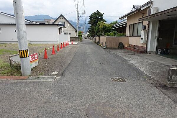 前面道路含む現地写真