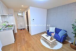 マンションワコー落合 1DKのリビング/ダイニング