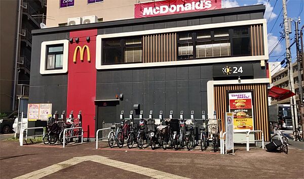 マクドナルド　落合店（866m）