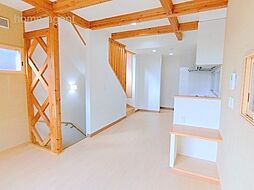 大戸6　中古戸建て 2LDKのリビング/ダイニング