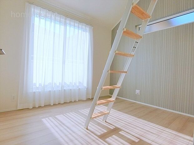 南向きで日当りの良い居室。