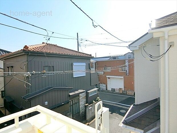 バルコニーからの眺望です。