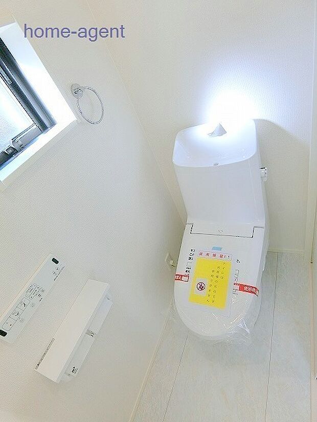 2階・3階にトイレございます。