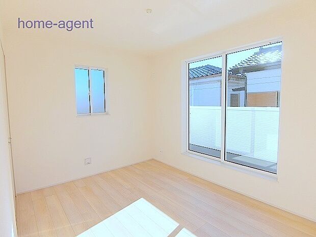 南向きで日当りの良い居室です。