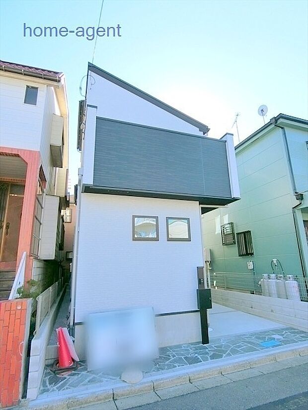 小中学校まで徒歩10分圏内でお子様の通学も安心です。