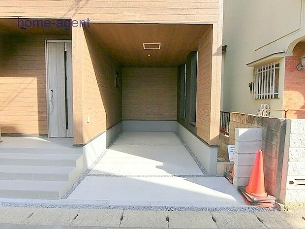 ビルトイン車庫