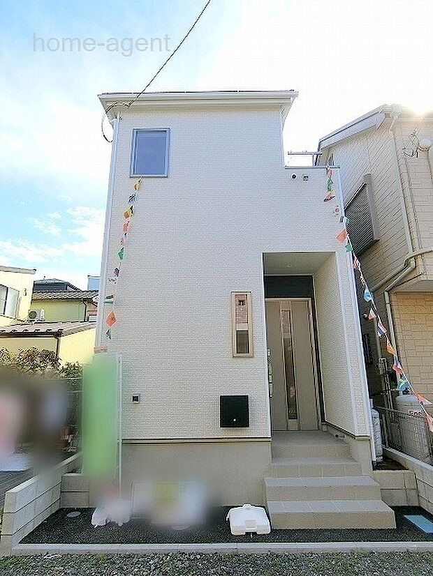 西浦和駅まで徒歩19分の新築戸建。投資用としてもご検討いただけます。