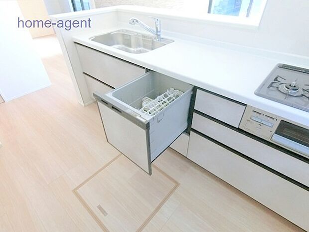 食洗器付きで家事もラクラク。