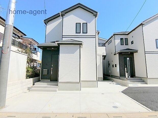 西大宮駅まで徒歩26分の分譲住宅。カースペース2台分ございます。