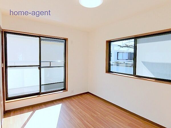 内装リフォーム済みで綺麗です。
