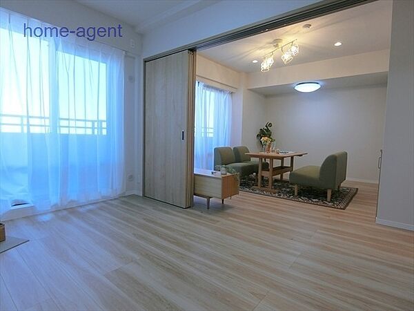 続き間を開放して広々お使い頂きます。