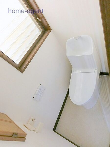 トイレを拡大表示