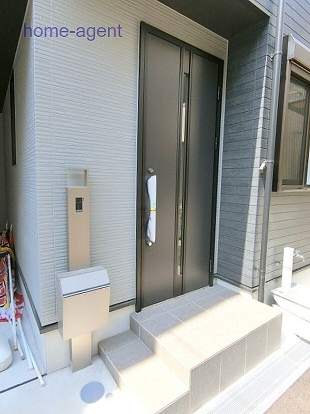 周辺環境と併せて是非現地をご覧ください。