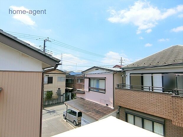 浦和美園駅まで徒歩19分の閑静な住宅街です。
