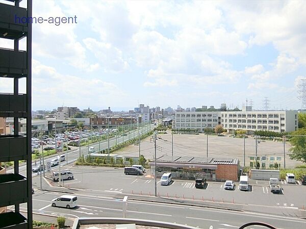 住戸からの眺望。