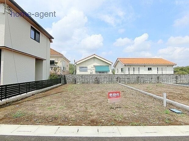 お好きなハウスメーカーで建築可能です。