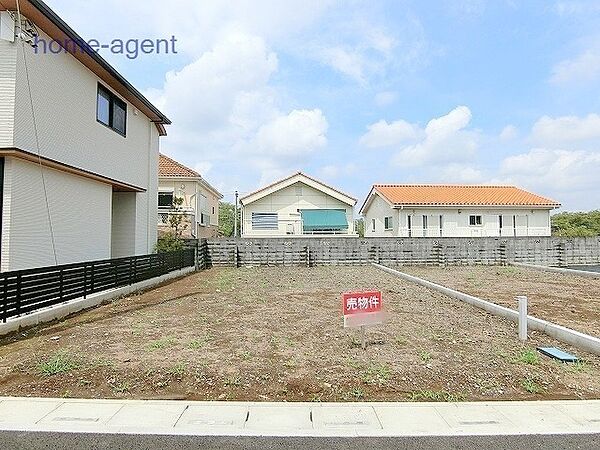 お好きなハウスメーカーで建築可能です。