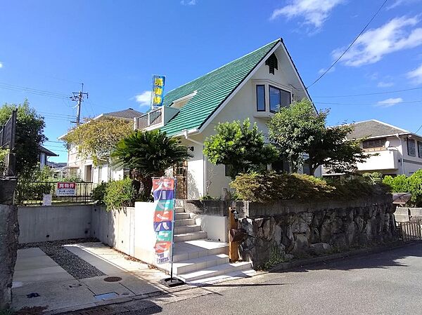 外観：328000570336