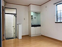 ミワハイツ 202 2階ワンルームのリビング/ダイニング