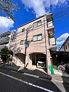 下北沢駅より徒歩13分 2階 築26年の賃貸物件