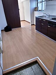 梅丘南マンション 402 4階1DKのリビング/ダイニング