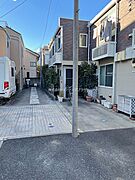 松原駅より徒歩9分 築12年10ヶ月 2階建の賃貸物件