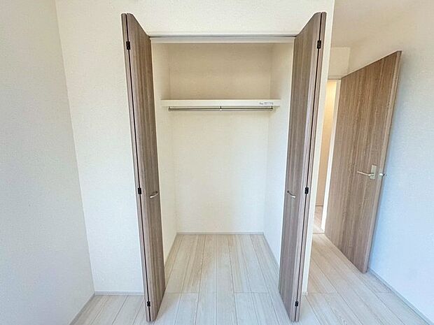 各居室に設けられたクローゼット。整理整頓された空間が、快適な日常をサポートします。