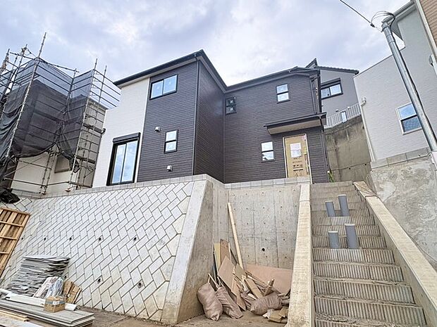 モダンなデザインが、洗練された暮らしを予感させます 