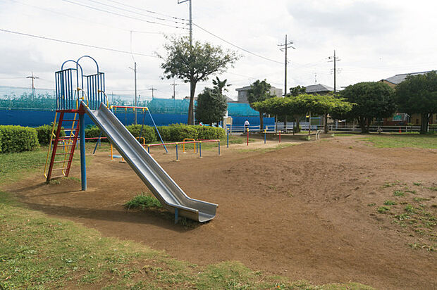 五香公園（900m）