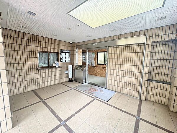エントランスを拡大表示