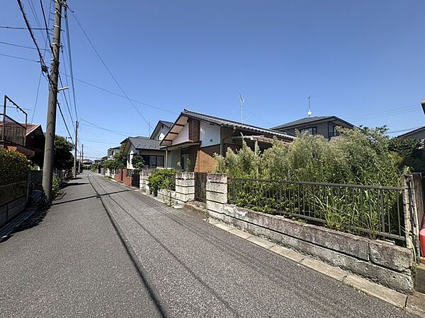 緑に囲まれた静かな環境が日々の暮らしに心地よいゆとりをもたらします