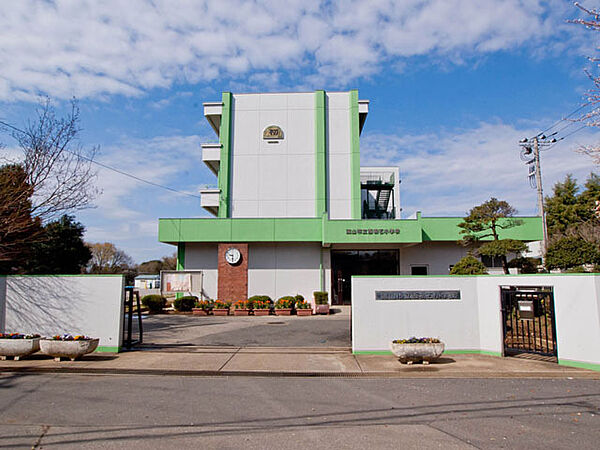 流山市立西初石小学校（470m）