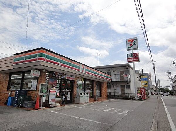 セブンイレブン柏逆井店（930m）