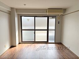 カルテットＫＯＢＯＲＩ　Ｂ棟 4階1Kのリビング/ダイニング