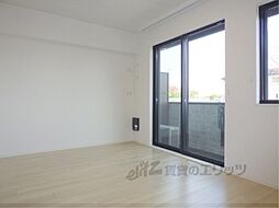 ラクーン守山 305 3階1LDKのリビング/ダイニング