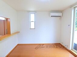 パインビレッジ106 2階1LDKのリビング/ダイニング