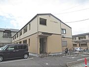 貴生川駅よりバス20分 徒歩1分 築10年7ヶ月 2階建の賃貸物件