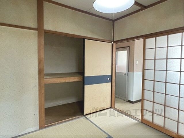 寝室