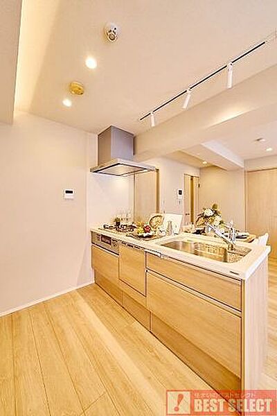＊お料理をしながらリビングを見渡せる対面キッチン＊（小物等は付属しておりません）