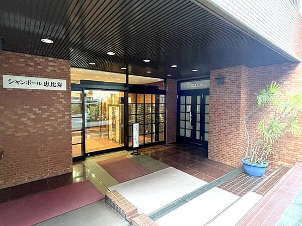 ＊セキュリティ面も安心のオートロック完備＊