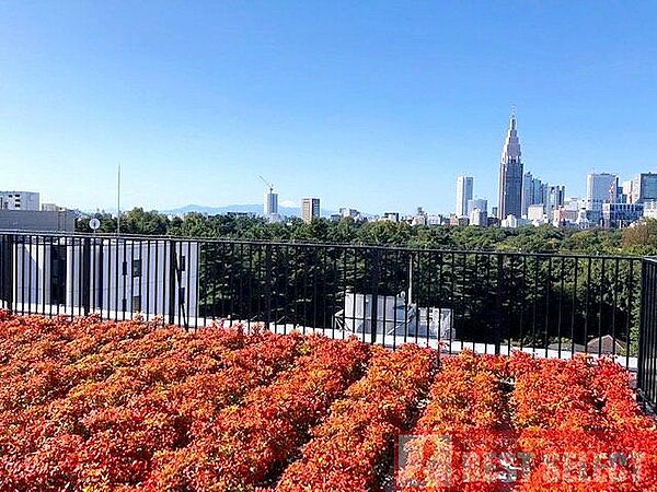 ＊屋上庭園からの開放感ある眺望＊