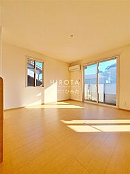 ロイヤルやつえ 2階2LDKのリビング/ダイニング