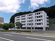 折尾駅よりバス10分 徒歩1分 築20年7ヶ月 5階建の賃貸物件