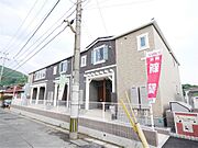 二島駅より徒歩13分 築4年5ヶ月 2階建の賃貸物件