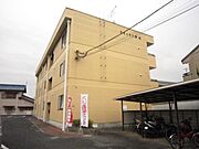 本城駅よりバス7分 徒歩3分 3階 築31年8ヶ月の賃貸物件