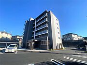 本城駅より徒歩13分 1階 築3年2ヶ月の賃貸物件