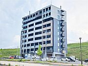 二島駅よりバス12分 徒歩6分 4階 築7年9ヶ月の賃貸物件