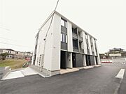 本城駅より徒歩12分 築4年1ヶ月 3階建の賃貸物件