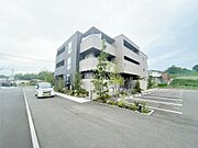 陣原駅より徒歩17分 築3年7ヶ月 3階建の賃貸物件
